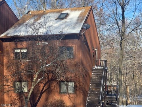 unit-2-3 Purgatory Ct, Vernon, NJ, 07462-5512 | Card Image