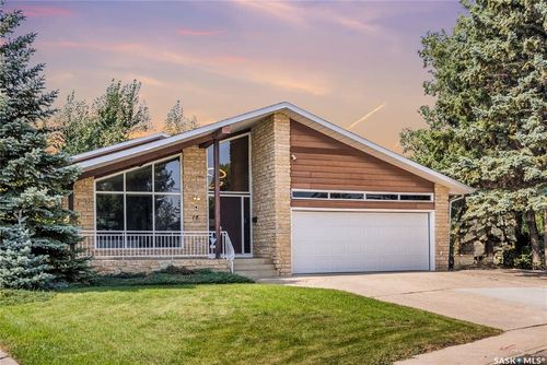 14 Malta Pl, Saskatoon, SK, S7L3Z6 | Card Image