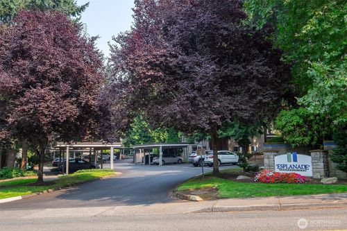 f202-10016 Ne 120th Ln, Kirkland, WA, 98034-6634 | Card Image