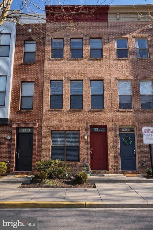 5511 44th Ave, HYATTSVILLE, MD, 20781-1649 | Card Image