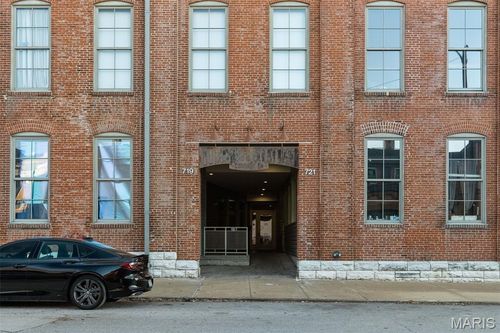 apt-405-721 N 17th St, Saint Louis, MO, 63103-1737 | Card Image