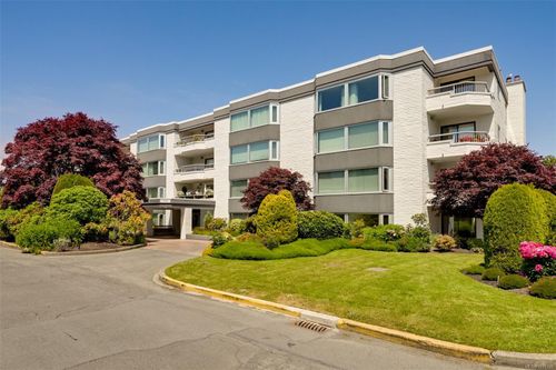 409-1370 Beach Dr, Victoria, BC, V8S2N6 | Card Image