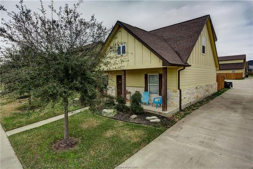 3366 Keefer Loop, College Station, TX, 77845-5498 | Card Image