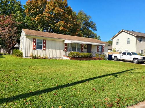 3305 Pattie Ln, Virginia Beach, VA, 23464-1731 | Card Image