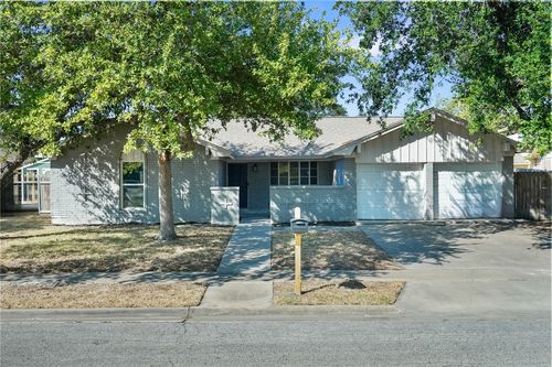 225 Terlingua Dr, Portland, TX, 78374-1242 | Card Image