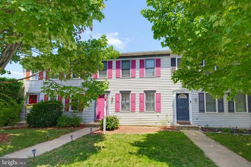 691 Topaz Dr, LANCASTER, PA, 17603-5864 | Card Image