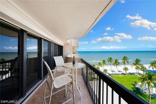 702-4001 Gulf Shore Blvd N, NAPLES, FL, 34103-3494 | Card Image