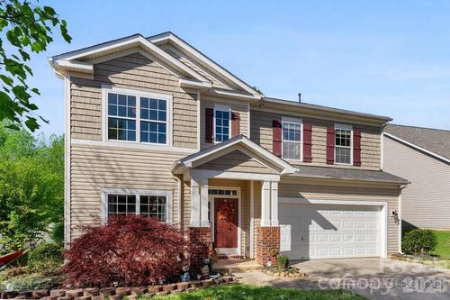 224 Morning Dew Ln, Mount Holly, NC, 28120-9059 | Card Image