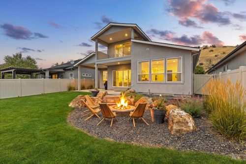7691 W Hill Rd, Boise, ID, 83714-2514 | Card Image