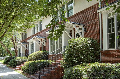 130 Church St, Decatur, GA, 30030-3325 | Card Image