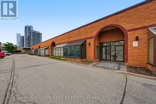 35-400 Creditstone Road, Vaughan (Concord), ON, L4K3Z3 | Card Image