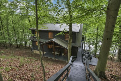 510 Natchez Ln, Sugar Grove, OH, 43155 | Card Image