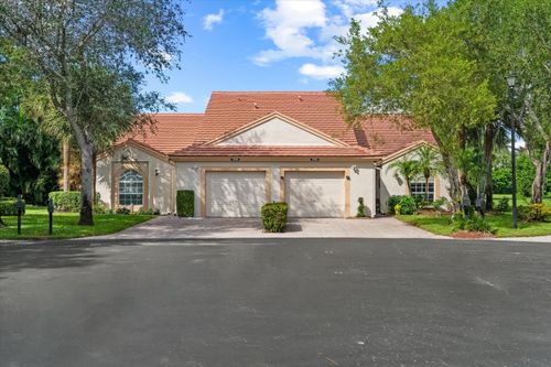7943 Lake Sands Dr, Delray Beach, FL, 33446-3372 | Card Image