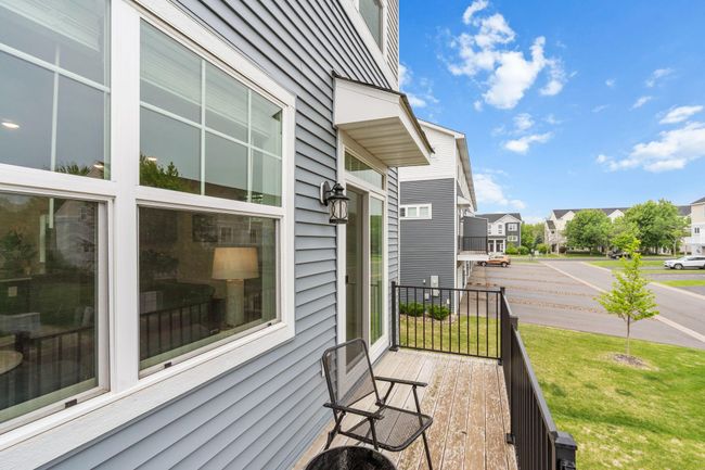 3141 Clover Ridge Dr, Townhouse with 3 bedrooms, 3 bathrooms and null parking in Chaska MN | Image 39