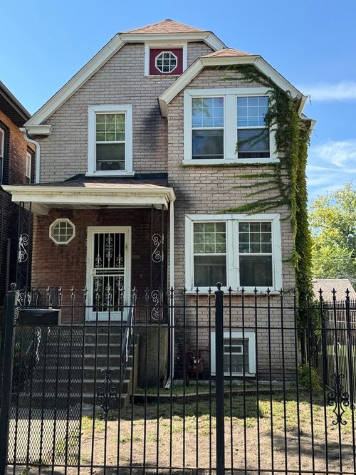 7928 S Brandon Ave, Chicago, IL, 60617-1617 | Card Image