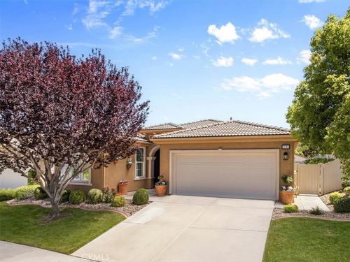 270 Bridle Trl, Beaumont, CA, 92223-7363 | Card Image