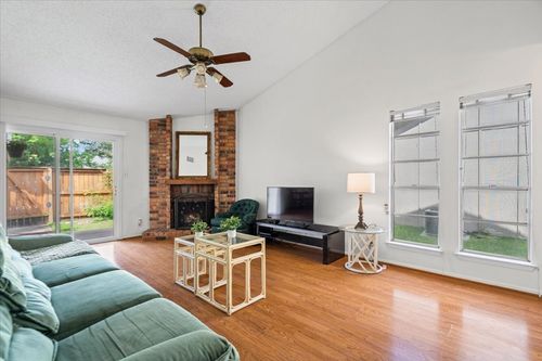 b-1617 W Braker Lane, Austin, TX, 78758 | Card Image