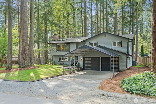 16519 191st Pl Ne, Woodinville, WA, 98072-9129 | Card Image