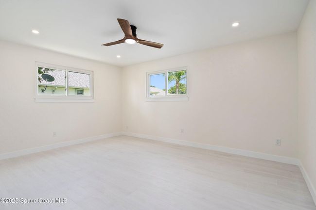 9670 Riverview Dr, House other with 4 bedrooms, 3 bathrooms and null parking in Sebastian FL | Image 28