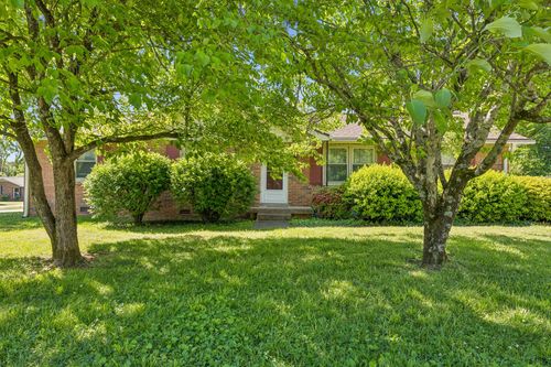120 Brandon Trl, Smyrna, TN, 37167-2702 | Card Image