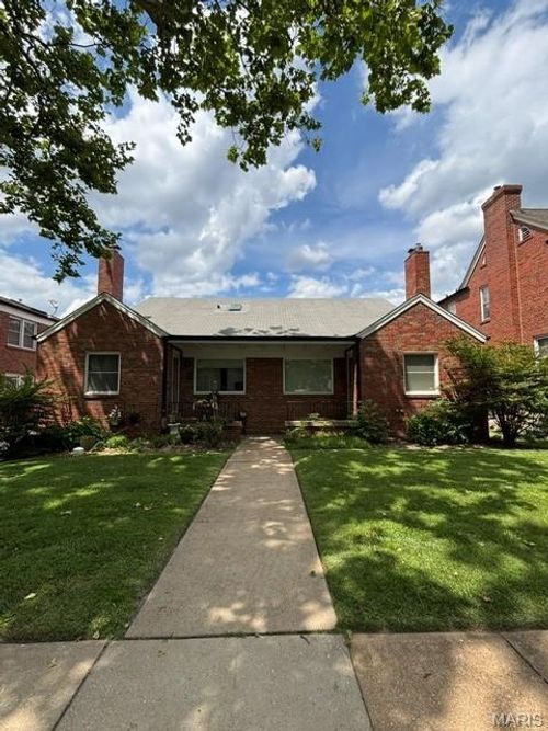 7541 Delmar Boulevard, University City, MO, 63130 | Card Image