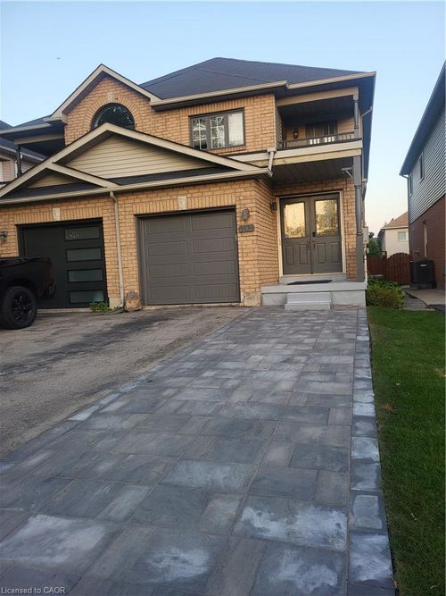 5130 Des Jardines Dr, Burlington, ON, L7L6L7 | Card Image