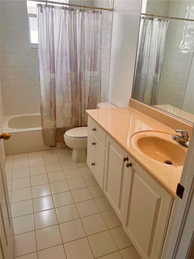0 - 11336 Nw 47 Th Ln, House other with 4 bedrooms, 3 bathrooms and null parking in Doral FL | Image 21