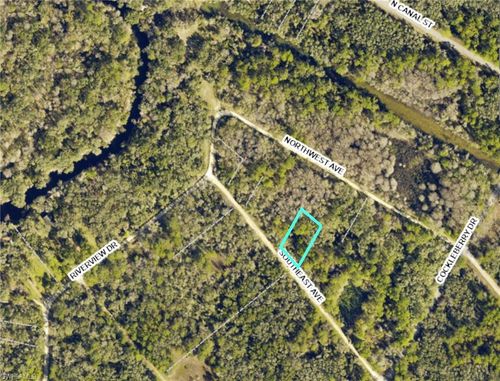 7398 Southeast Ave, WEBSTER, FL, 33597 | Card Image