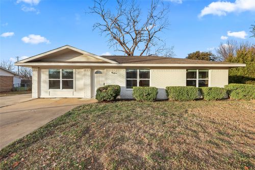 312 Bonnie View Dr, Princeton, TX, 75407-6531 | Card Image