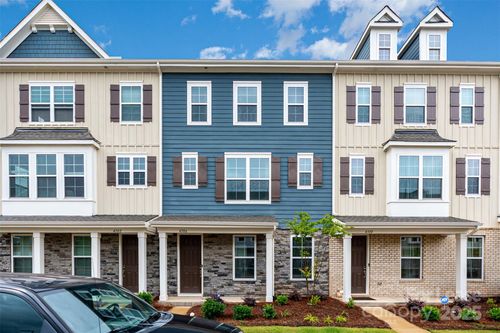 51-4306 Reed Creek Dr, Sherrills Ford, NC, 28673-9515 | Card Image