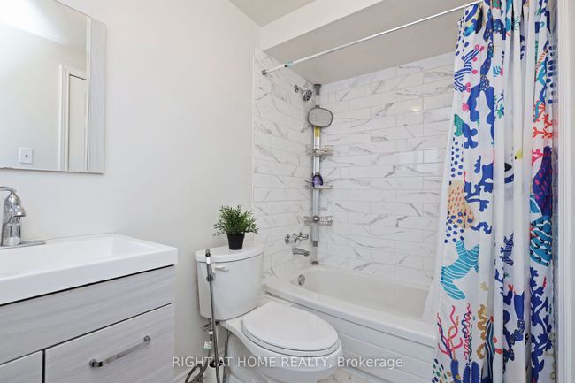 32 Chapman Dr, House other with 4 bedrooms, 4 bathrooms and 2 parking in Ajax ON | Image 27