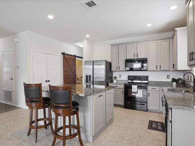 8213 Wildwest Dr, House other with 3 bedrooms, 2 bathrooms and null parking in Fort Worth TX | Image 12