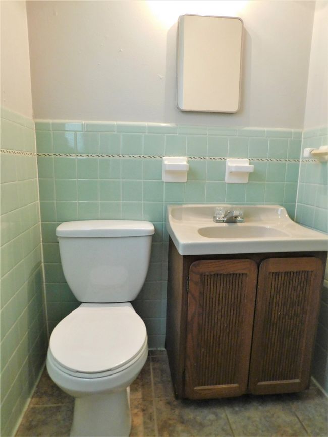 2006 Shawnee St, House other with 3 bedrooms, 2 bathrooms and null parking in Denton TX | Image 18