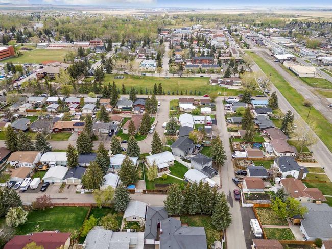 201 11 Ave Sw, House other with 4 bedrooms, 2 bathrooms and 4 parking in High River AB | Image 40