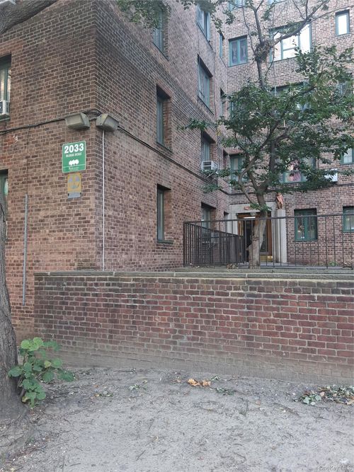 6e-2033 Mcgraw Avenue, New York, NY, 10462 | Card Image