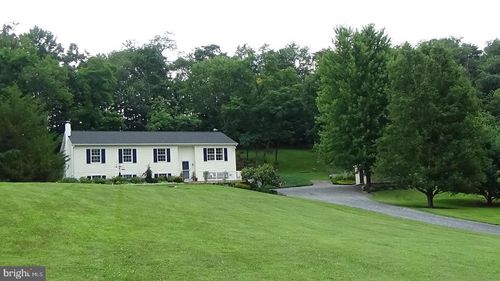 1143 Bower Rd, SHERMANS DALE, PA, 17090-8809 | Card Image