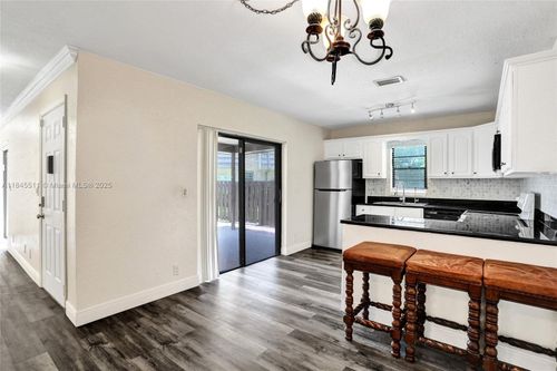 2560 Nw 99th Ave, Coral Springs, FL, 33065-6208 | Card Image