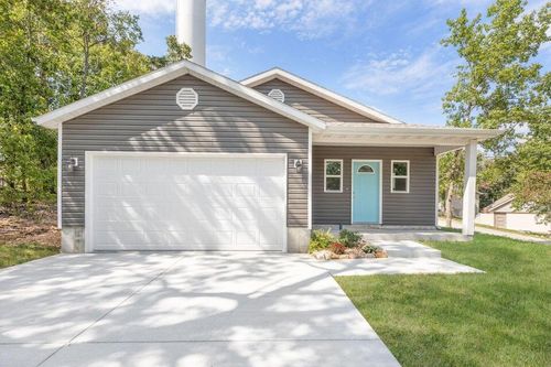 5012 Pear Dr, Rockaway Beach, MO, 65740-9156 | Card Image