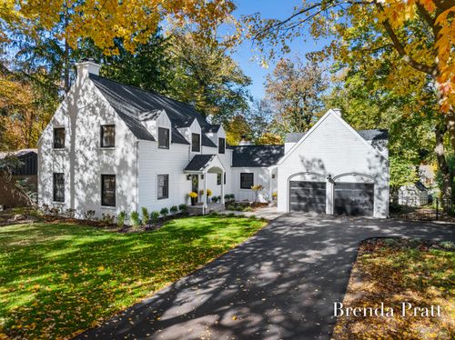 2559 Alger St, Grand Rapids, MI, 49546-5601 | Card Image