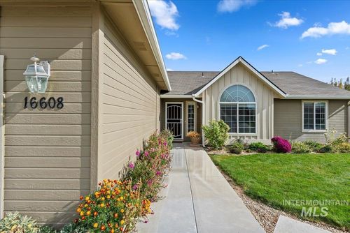 16608 Old Friendship Way, Caldwell, ID, 83607-1467 | Card Image