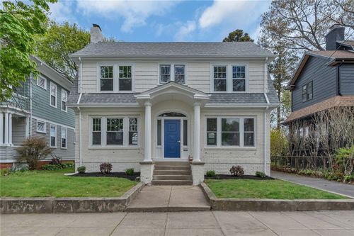 104 Woodbine St, Providence, RI, 02906-2544 | Card Image