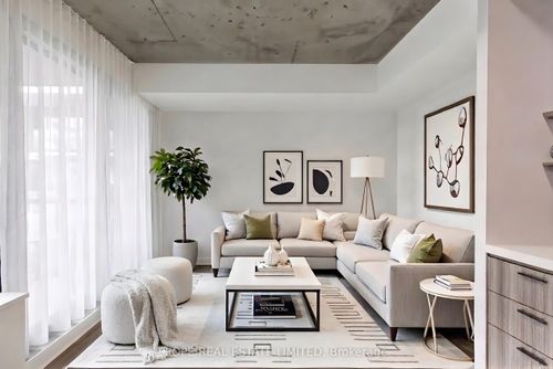 726-560 King St W, Toronto, ON, M5V0L5 | Card Image