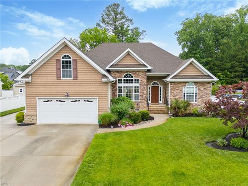 1329 Penrose Ln, Chesapeake, VA, 23320-2361 | Card Image