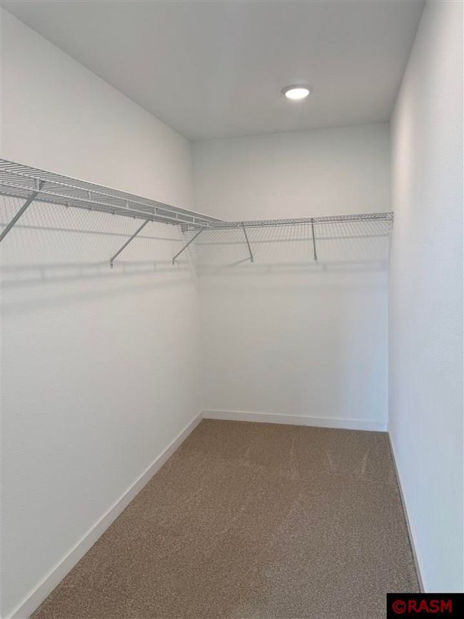 2024 Bluestem Dr, House other with 3 bedrooms, 2 bathrooms and null parking in Mankato MN | Image 25