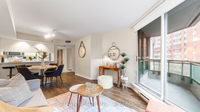 711 - 38 Elm St, Condo with 2 bedrooms, 2 bathrooms and null parking in Toronto ON | Image 20