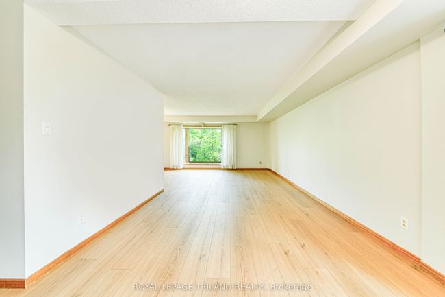 206 - 4 Albert St, Condo with 2 bedrooms, 2 bathrooms and 1 parking in Cambridge ON | Image 14