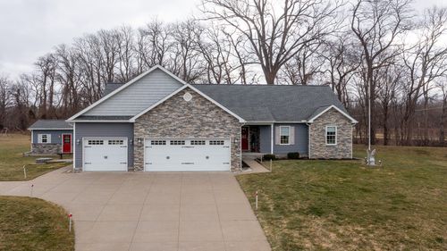 179 Lake Haven Ct, Erie, PA, 16511-1601 | Card Image