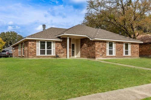 1313 Clover Dr, Allen, TX, 75002-4432 | Card Image