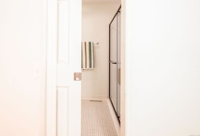 5 - 5 Bridgewater Cmn, Condo with 2 bedrooms, 3 bathrooms and null parking in Bridgewater CT | Image 25