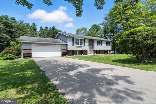 516 David St, HOUTZDALE, PA, 16651-1450 | Card Image